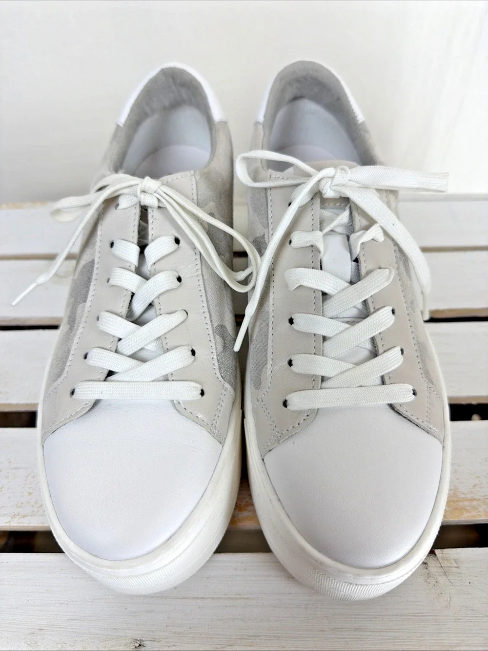 New NO Box Bos & Co MARDI White Silver Camo Lace Up Platform Sneaker #1047 EU 38